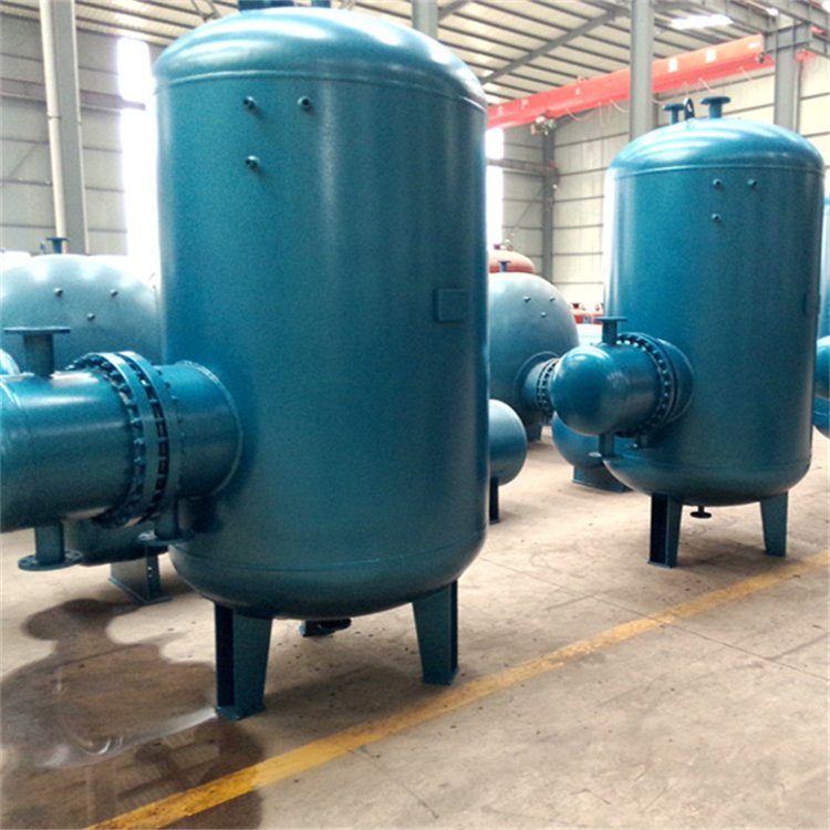 容積式換熱器.jpg 容積式換熱器.jpg